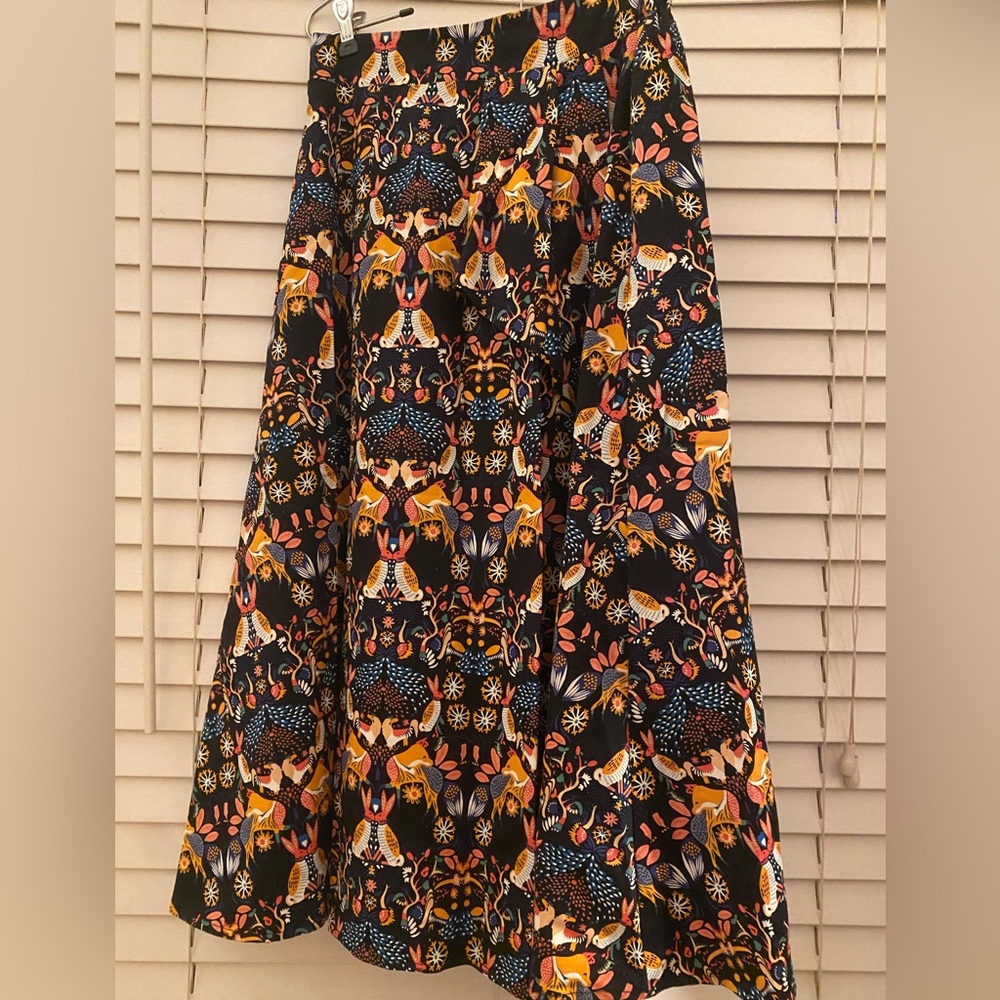 Eva Franco Midi Animal Print Skirt — Size 4